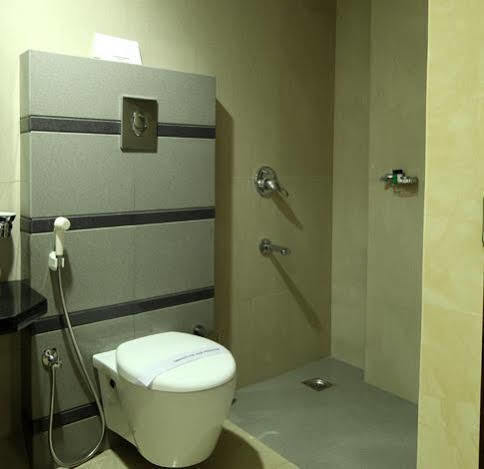 Hotel Green Dreams Kochi Zewnętrze zdjęcie